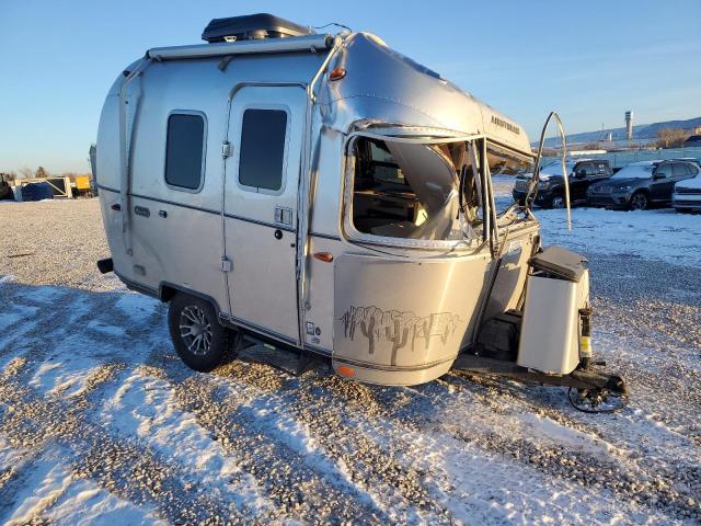  Salvage Airstream Caravel