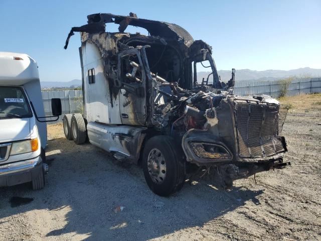  Salvage Peterbilt Tractor 579