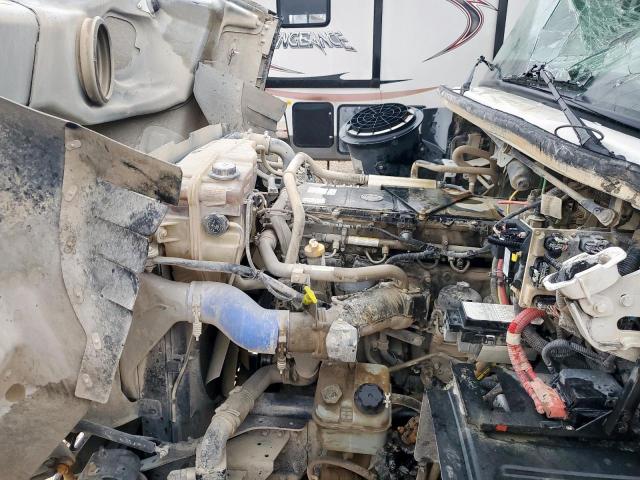 Freightliner 114sd Image 10