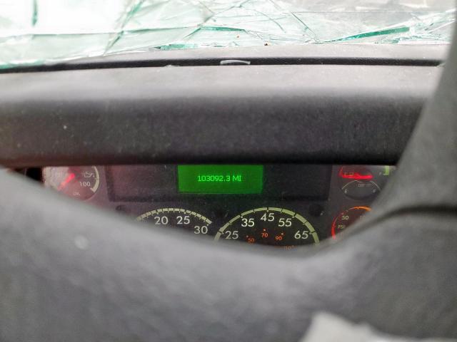 Freightliner 114sd Image 8