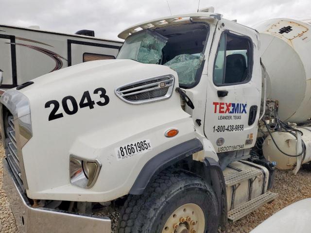 Freightliner 114sd Image 6